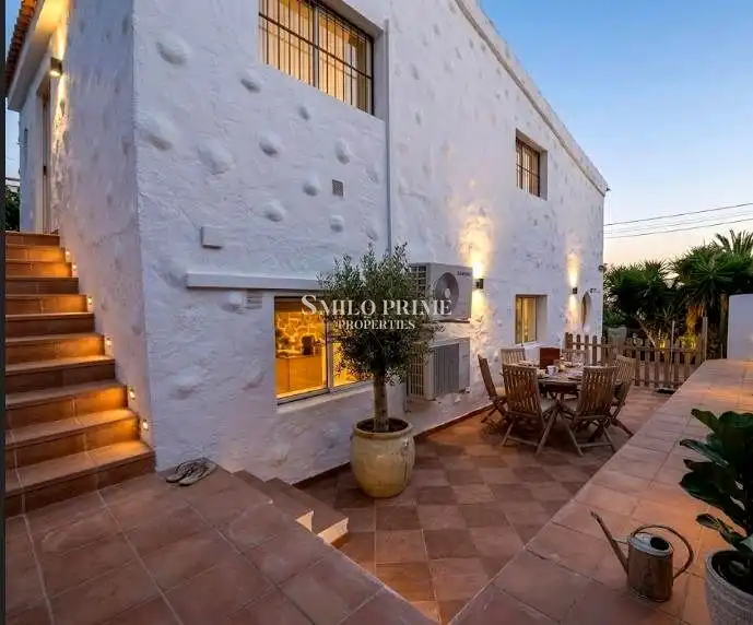 Casa con piscina in vendita a Del Centro