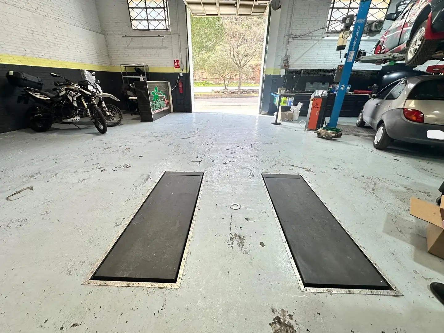 Parking of Commercial properties for transfer in Puig-reig