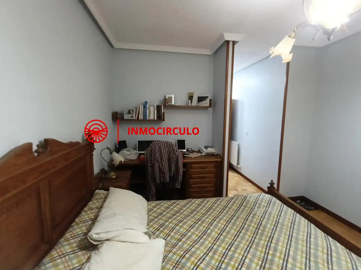Habitación de Dúplex en venta en Burgos con Terraza