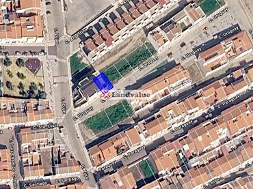 Terrenos y solares en venta en Calle Uruguay 11