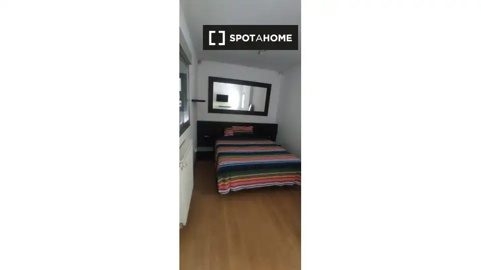 Room in PAU de Carabanchel