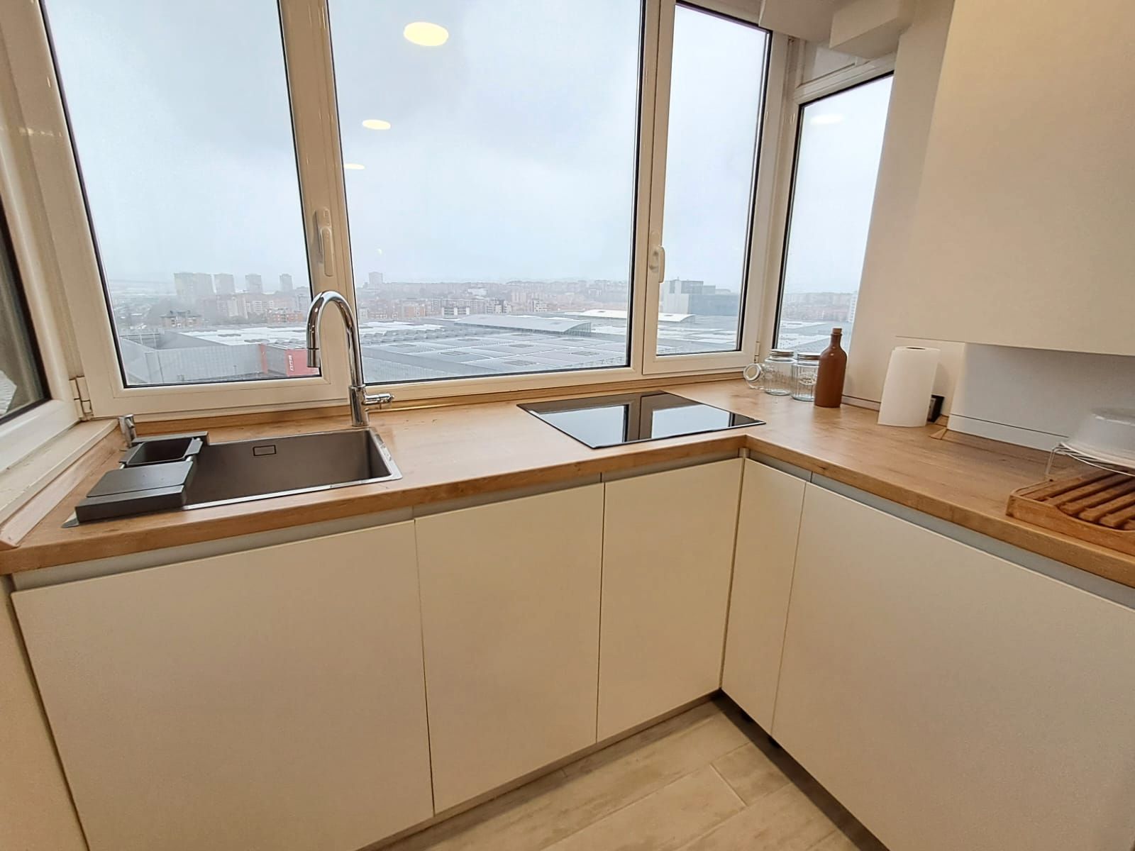 Cocina de Piso en venta en Barakaldo  con Calefacción, Amueblado y Horno