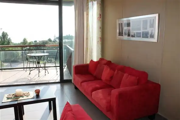 Wohnzimmer von Dachboden zur Miete in Cambrils mit Klimaanlage, Terrasse und Möbliert
