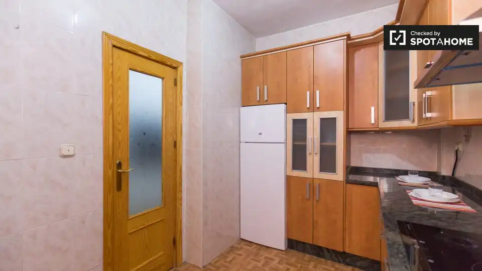 Habitación en Camino de Ronda