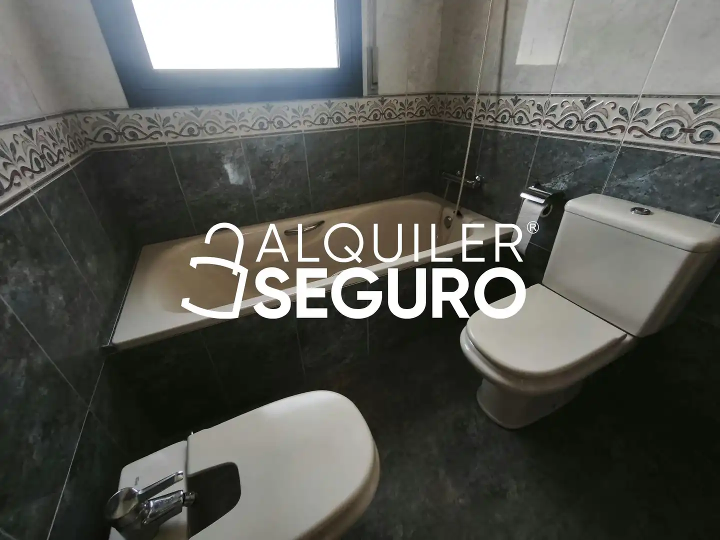 Bany de Pis de lloguer en Zaragoza amb Aire condicionat, Calefacció i Terrassa