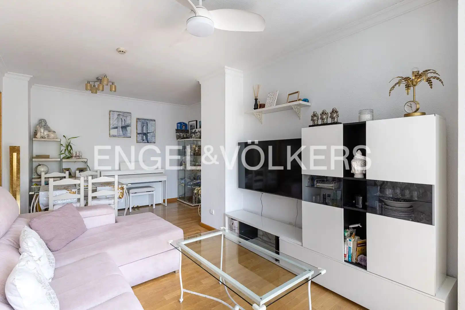 Sala de estar de Piso en venta en Madrid con Aire acondicionado, Calefacción y Piscina