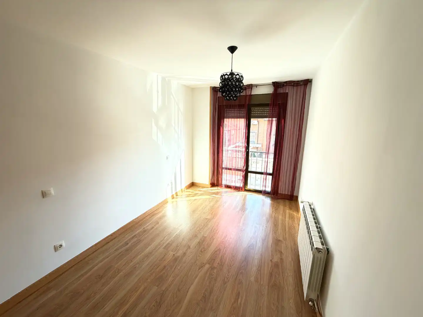 Habitación de Piso en venta en Alovera con Calefacción y Balcón