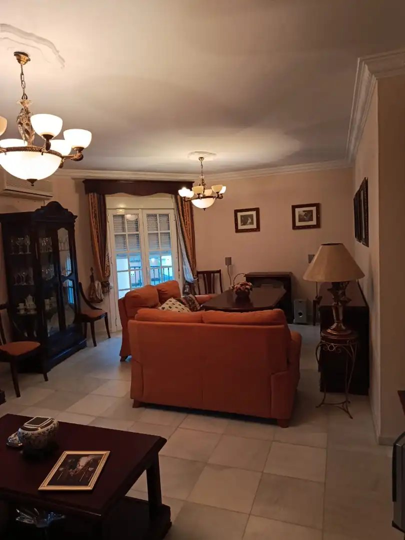Wohnzimmer von Wohnung zur Miete in Olivares mit Möbliert