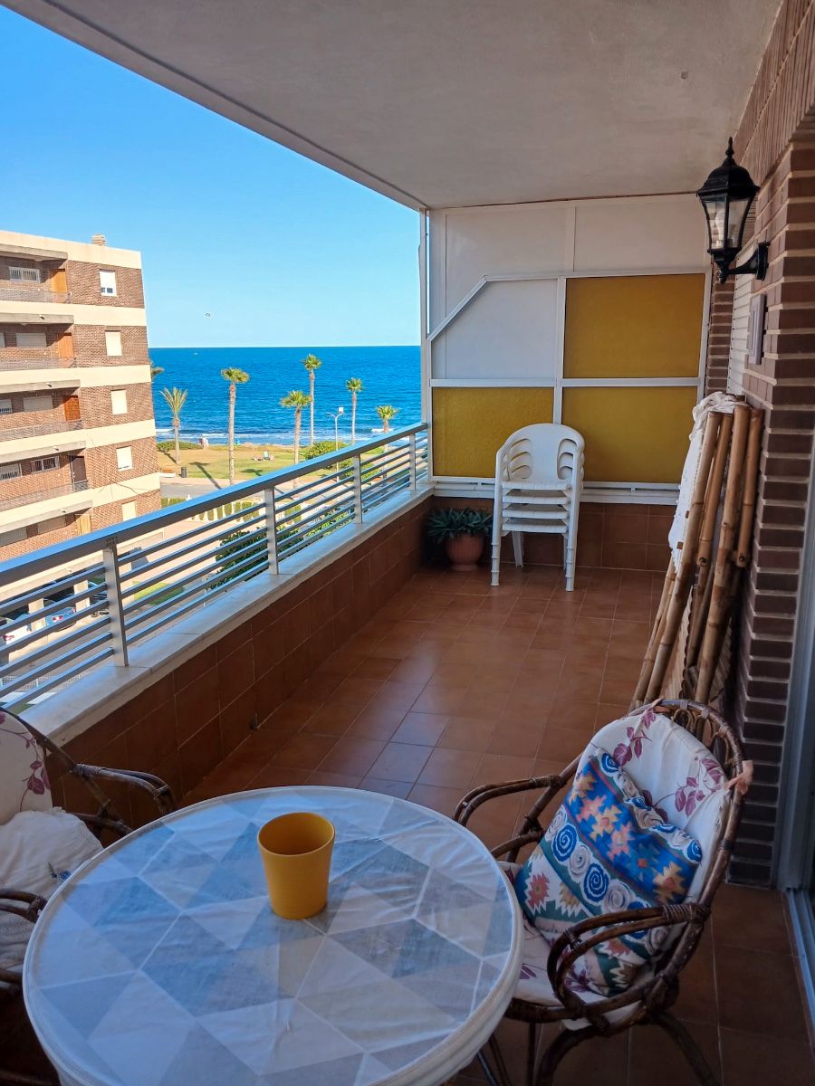 Bedroom of Flat to rent in Torrevieja  with Terrace, Furnished and Oven