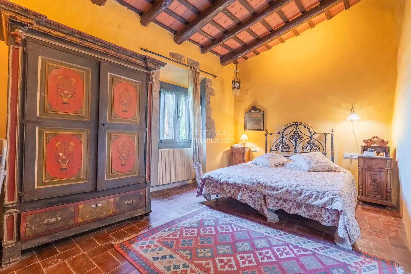 Bedroom of Country homes for sale in Foixà  with Air Conditioner, Private garden and Swimming Pool