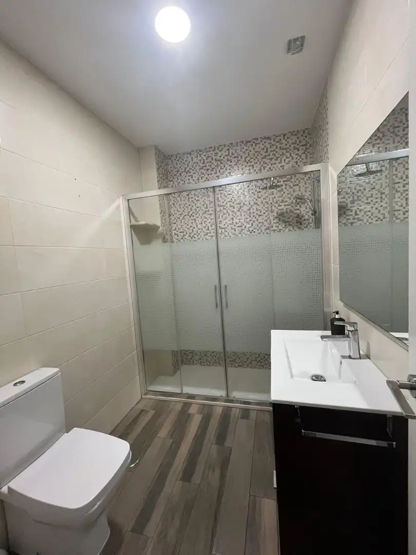 Baño de Piso en venta en Los Palacios y Villafranca