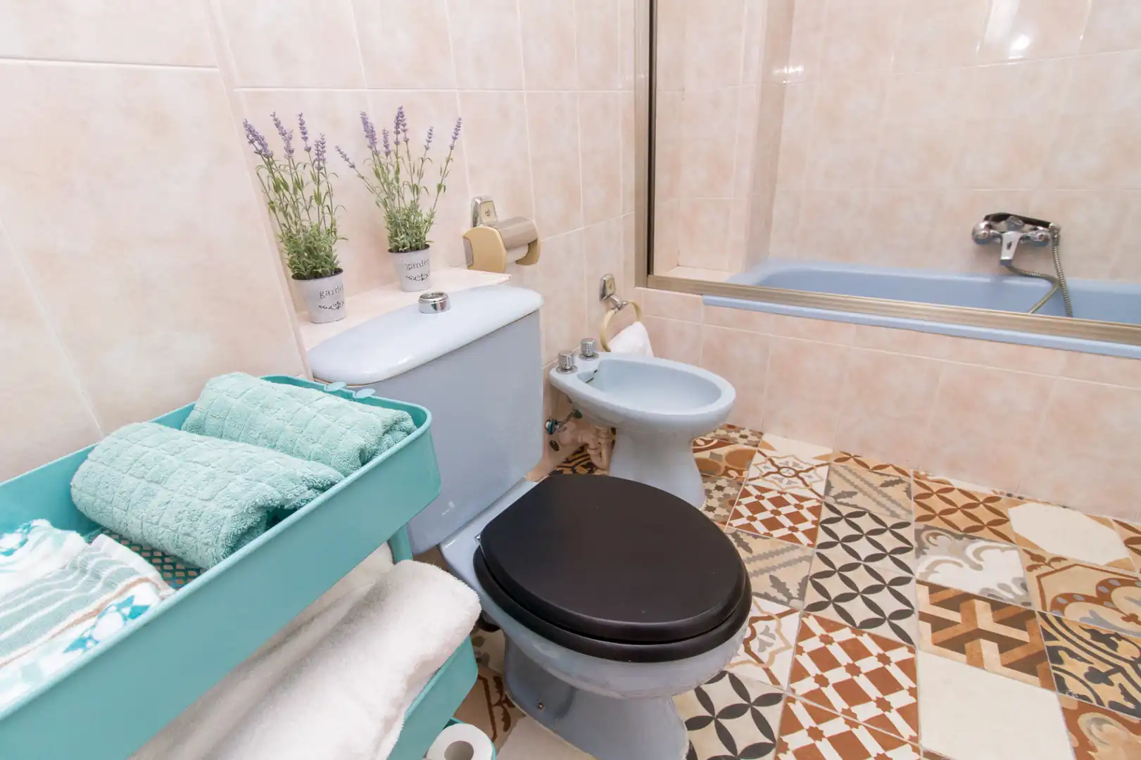 Bathroom of Flat for share in Málaga  with Air Conditioner, Heating and Furnished