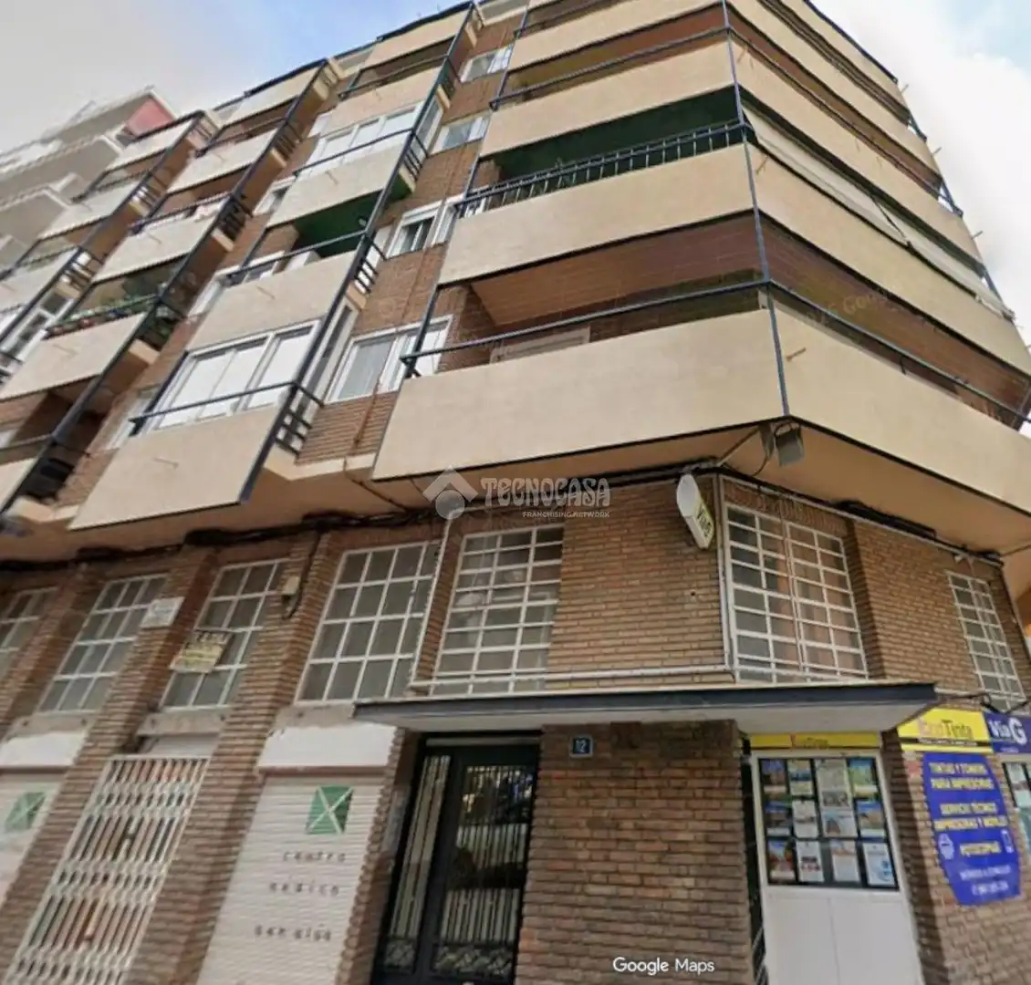 Vista exterior de Piso en venta en Alicante / Alacant con Aire acondicionado y Balcón