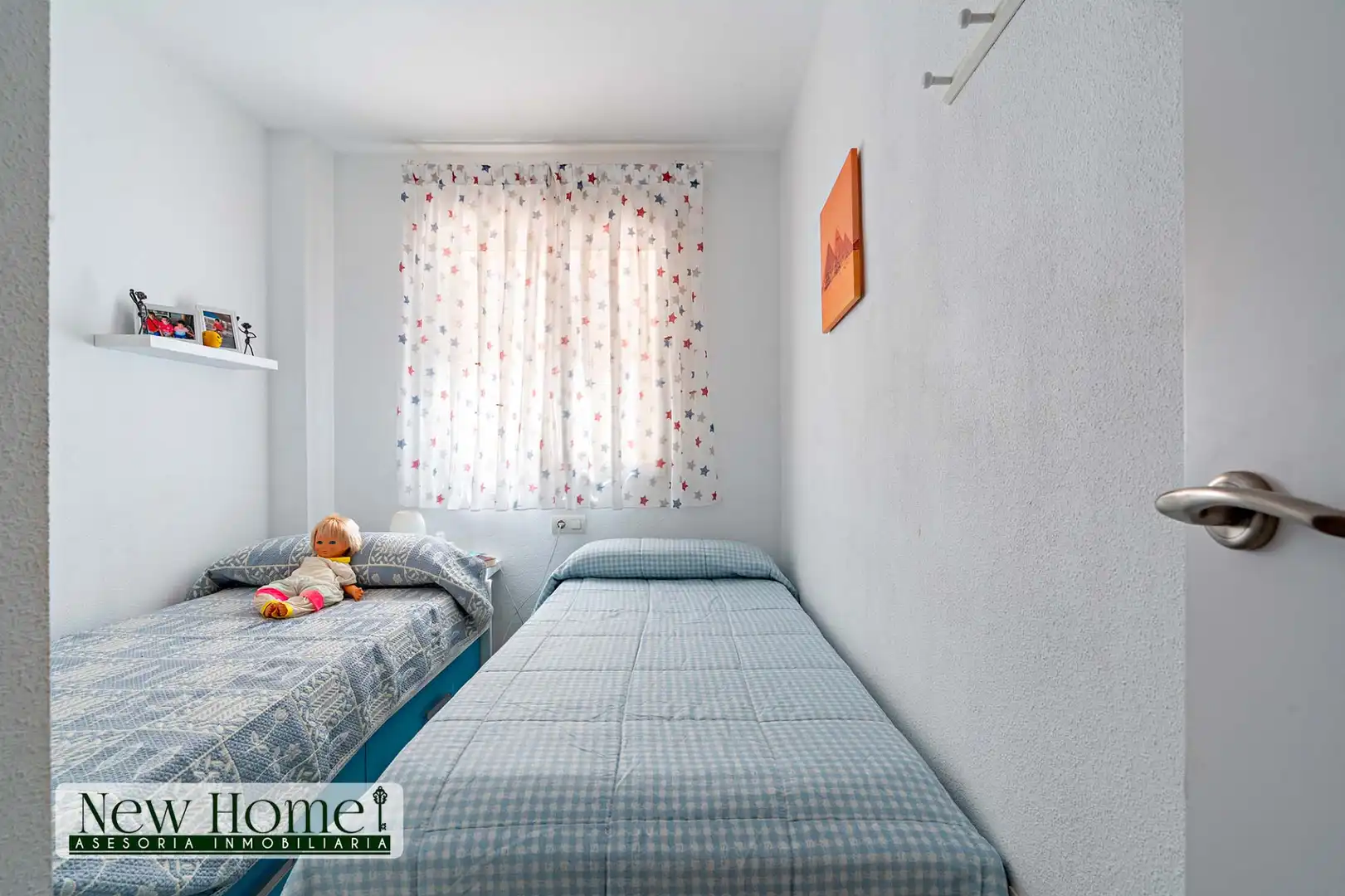 Bedroom of Flat for sale in Roquetas de Mar  with Terrace, Furnished and Community pool