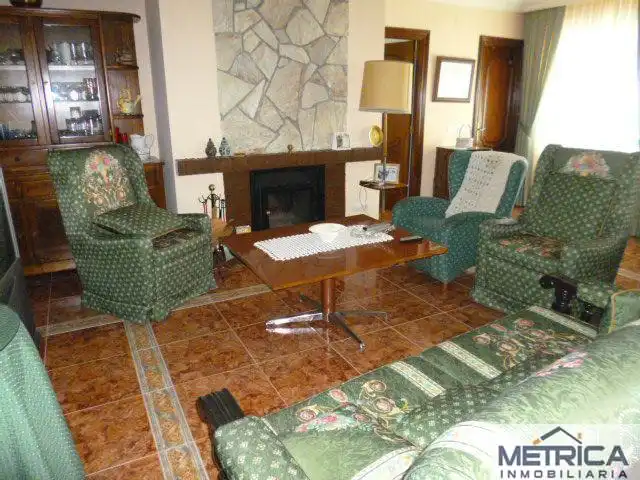 Casa o xalet en venda a Castellanos de Villiquera