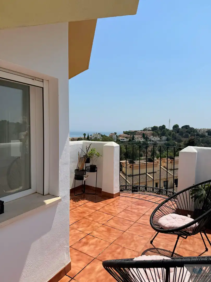 Balcony of Attic for sale in Fuengirola  with Air Conditioner, Terrace and Community pool
