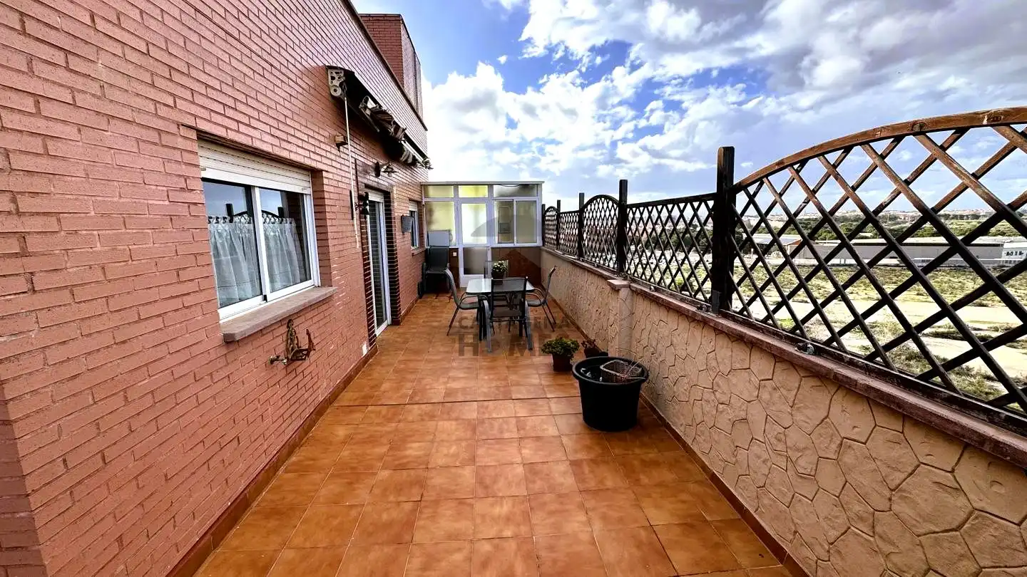 Terraza de Ático en venta en Cartagena con Aire acondicionado, Terraza y Amueblado
