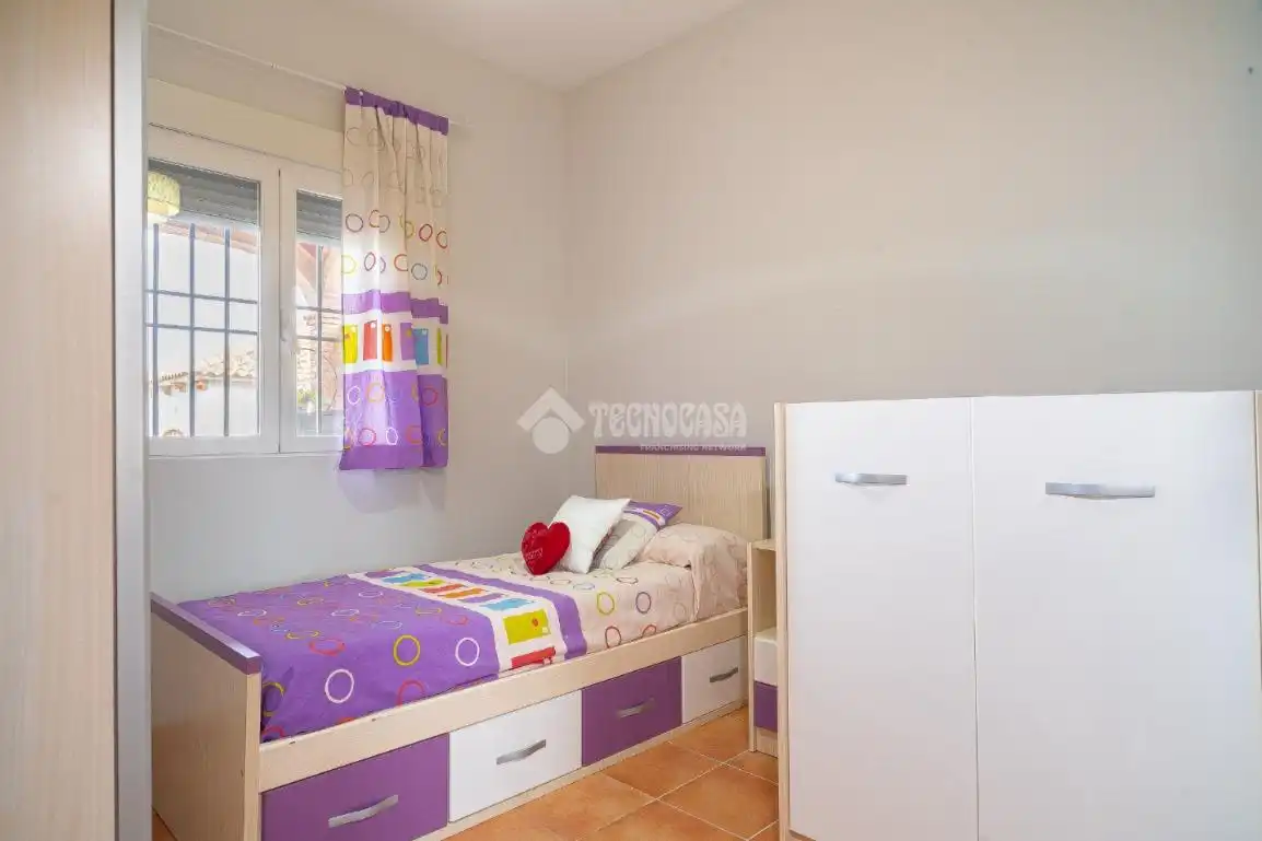 Habitación de Finca rústica en venta en Torreperogil con Aire acondicionado y Calefacción