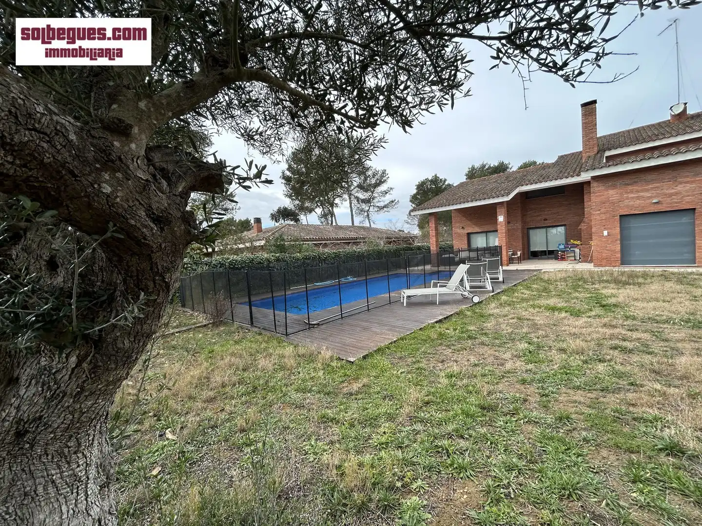 Piscina de Casa o xalet de lloguer en Begues amb Aire condicionat, Calefacció i Jardí privat