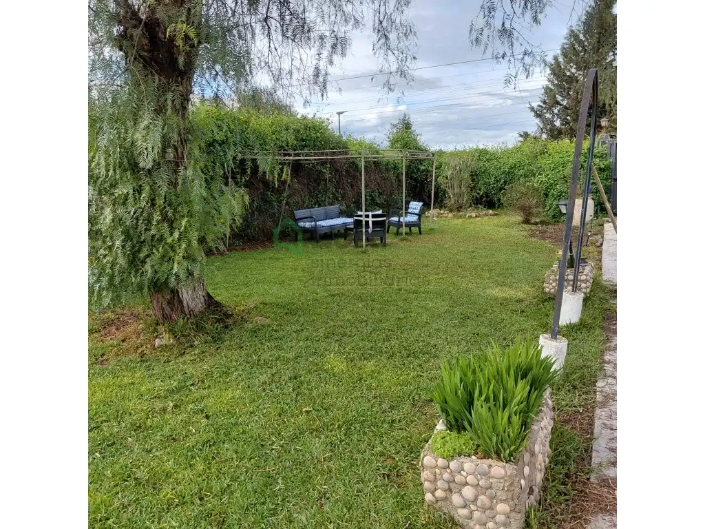 Jardí de Casa o xalet en venda en Badajoz amb Aire condicionat, Jardí privat i Piscina