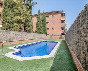 Swimming pool of Flat for sale in Sant Cugat del Vallès  with Terrace