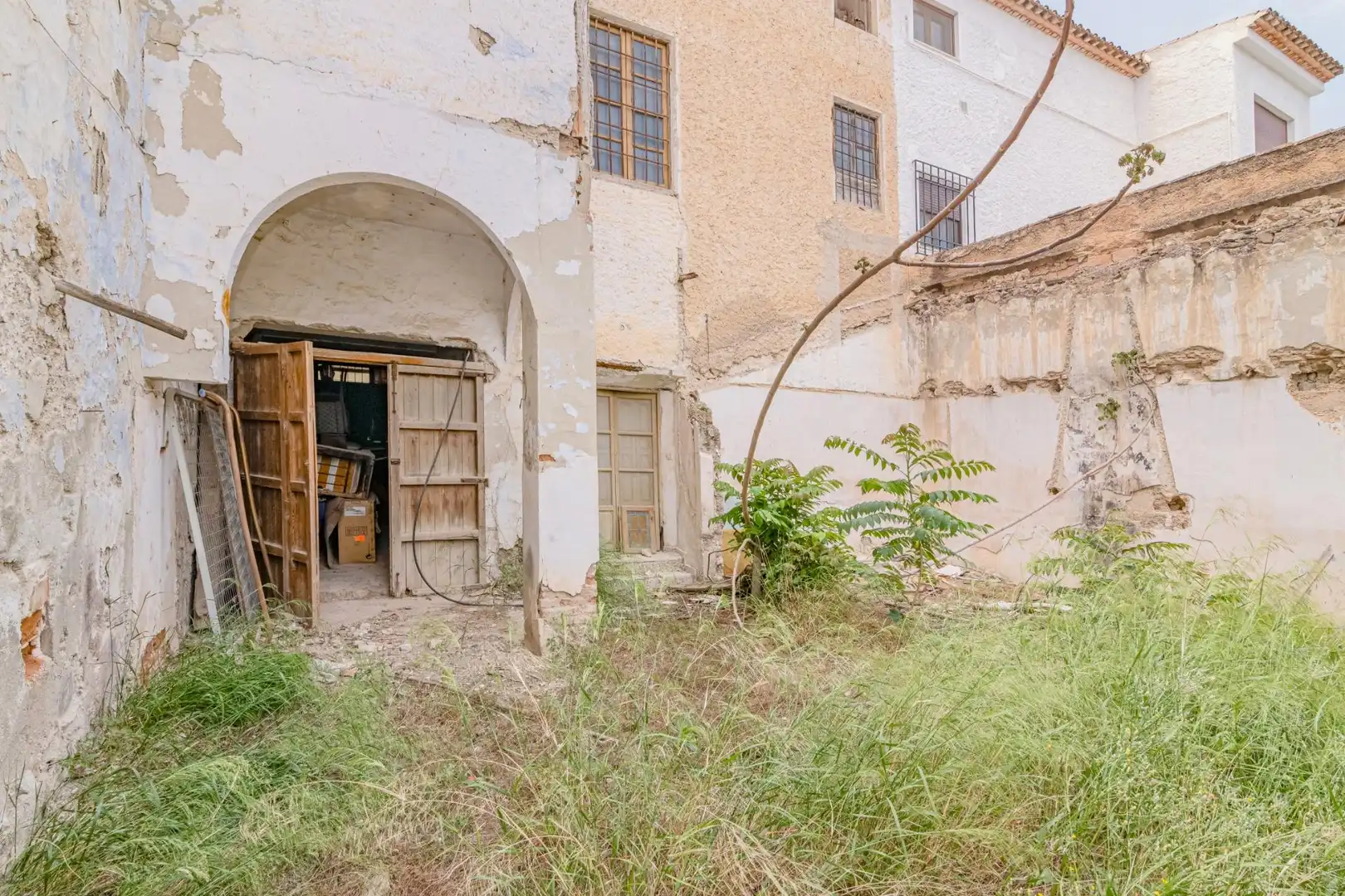 Vista exterior de Casa o chalet en venta en Baza con Balcón