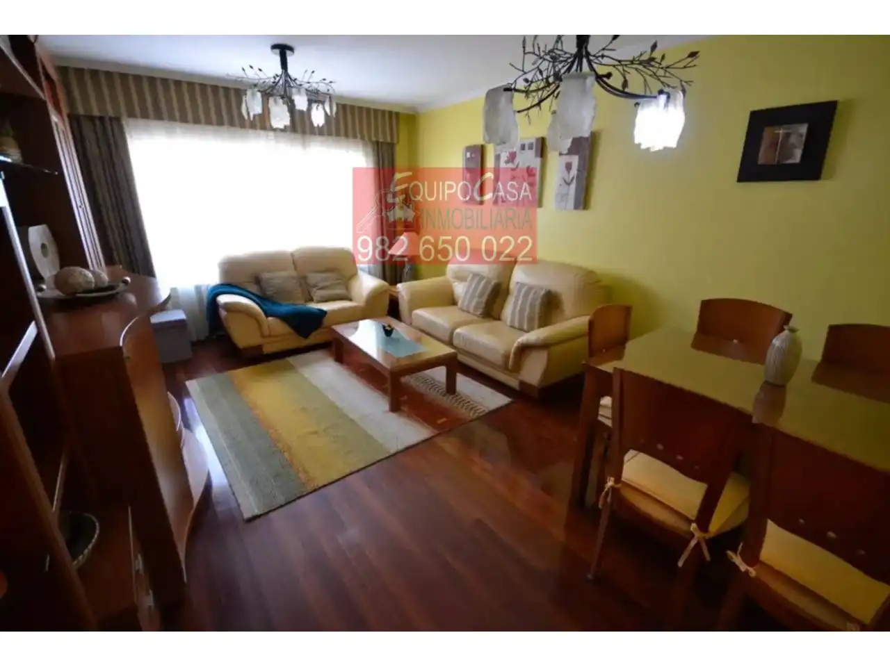 Sala de estar de Piso en venta en Lugo con Parquet, Terraza y Trastero