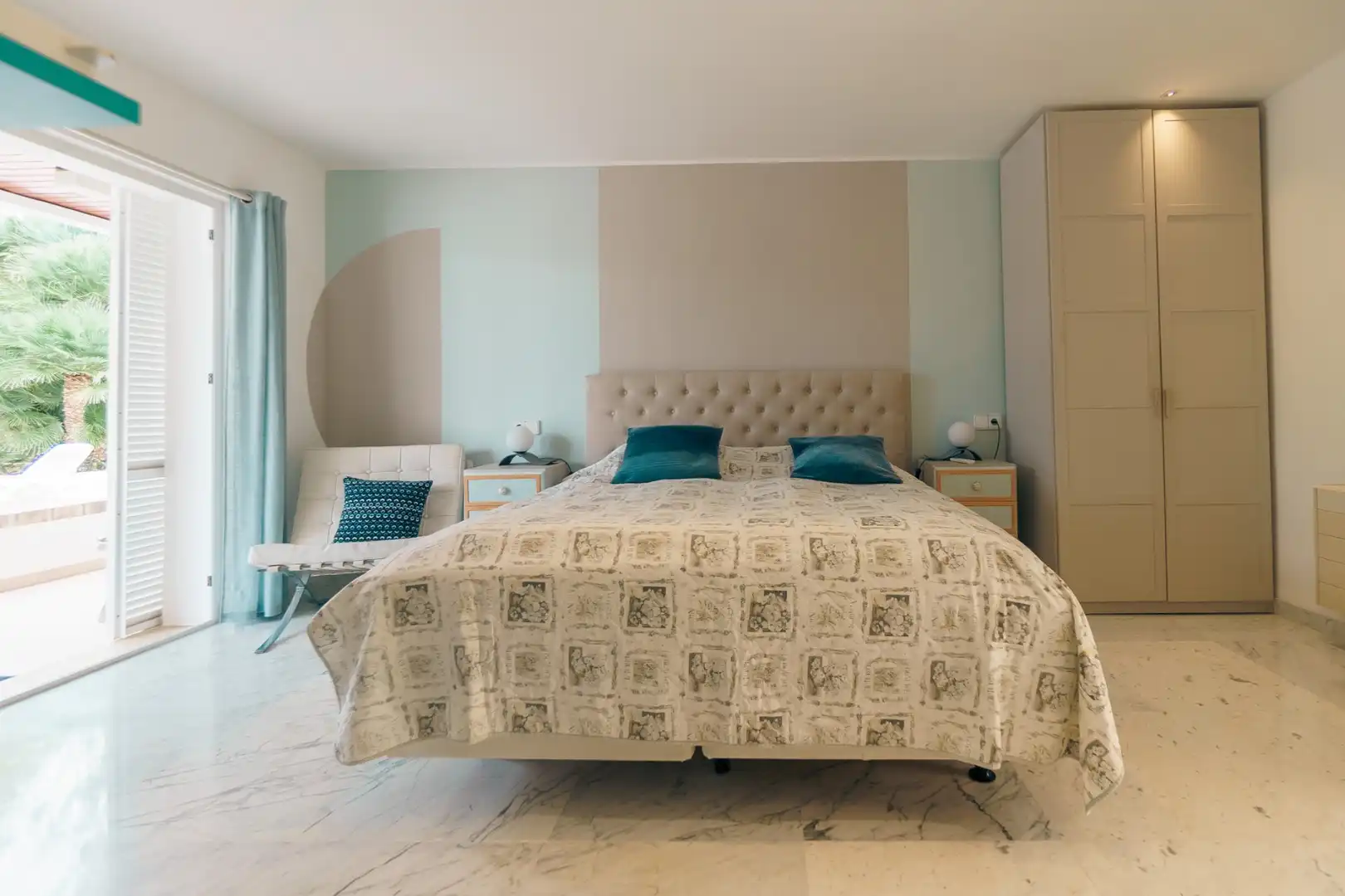 Habitación de Casa o chalet en venta en L'Alfàs del Pi con Terraza y Piscina