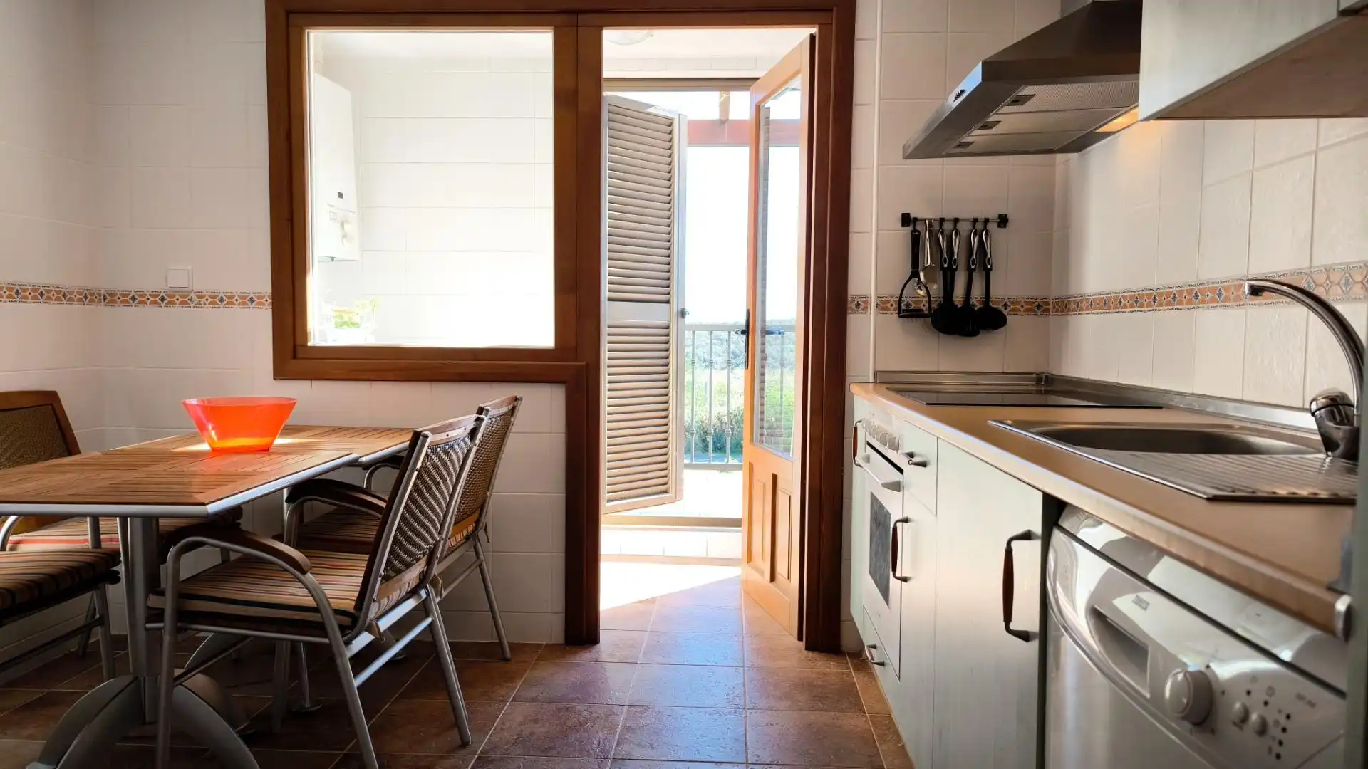 Kitchen of Apartments for sale in Ayamonte  with Private garden, Terrace and Furnished