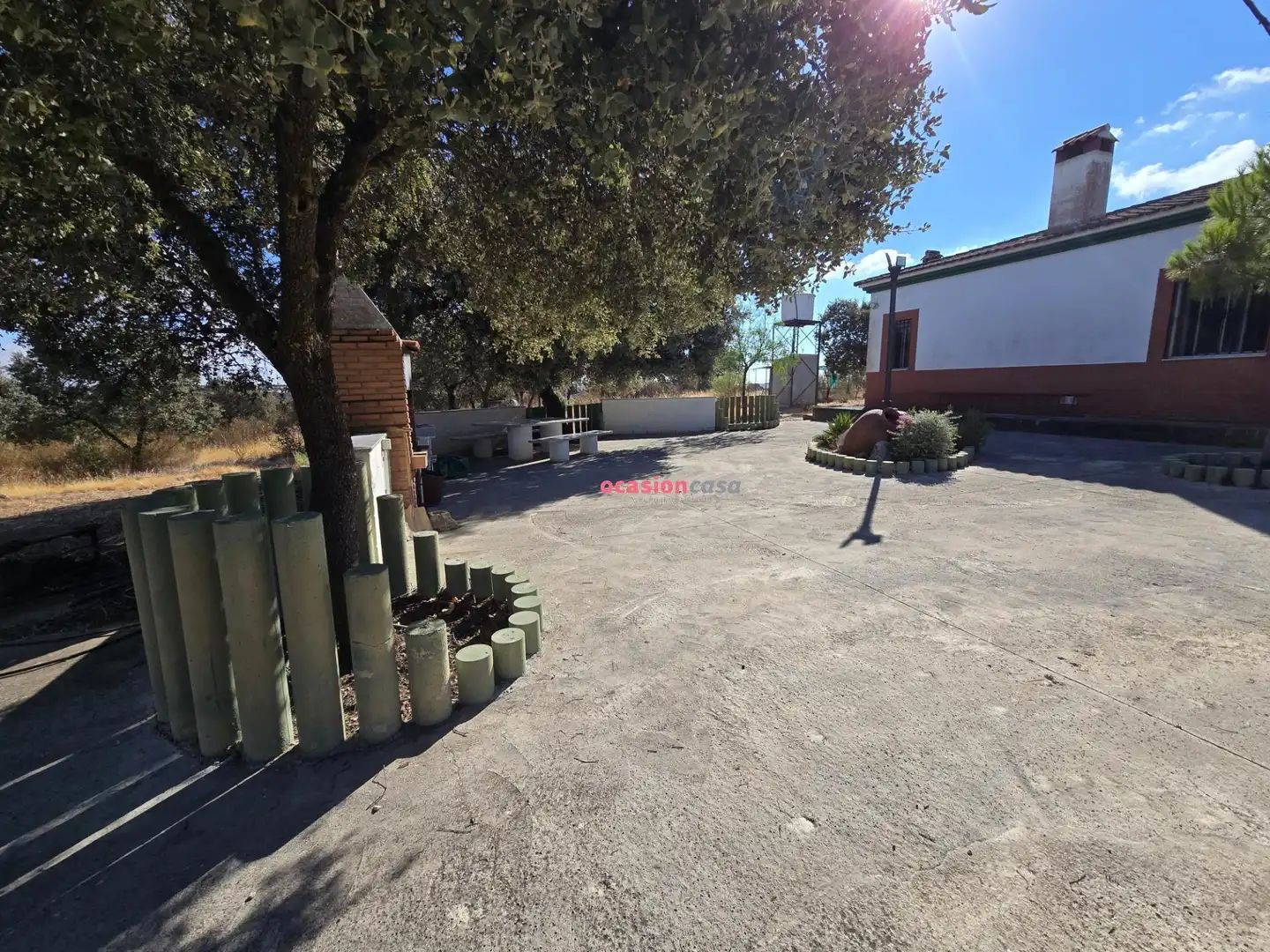 Vista exterior de Casa o xalet en venda en Alcaracejos amb Traster i Piscina