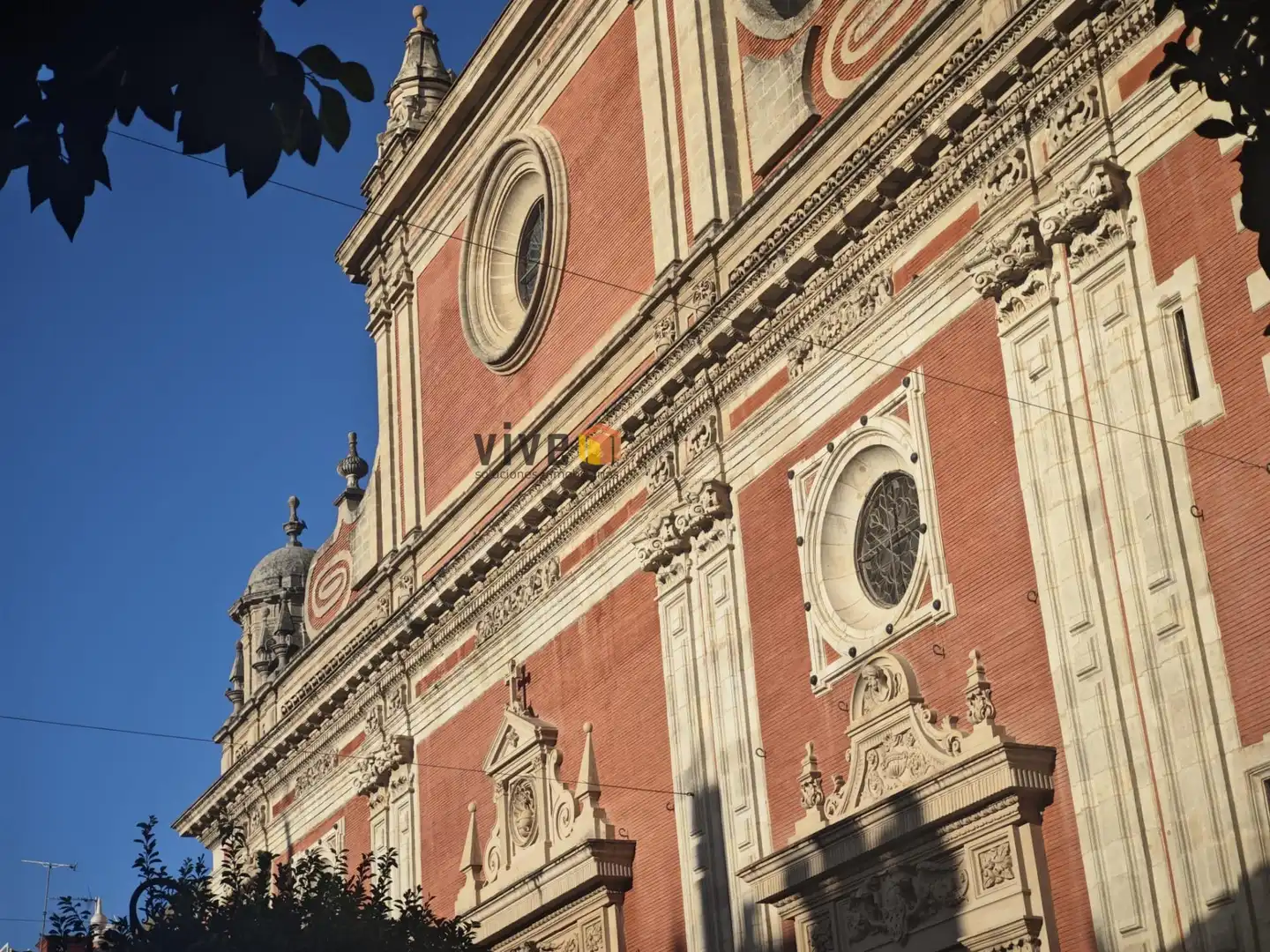 Exterior view of Flat for sale in Sevilla  with Air Conditioner, Heating and Furnished
