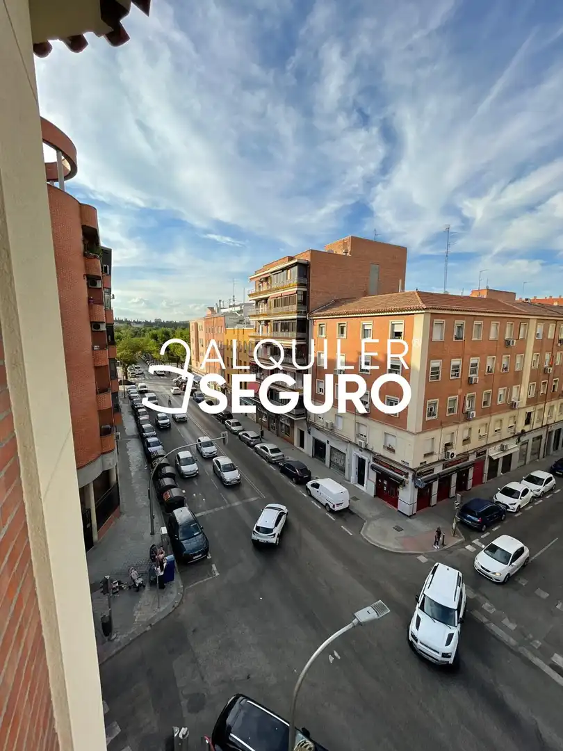Vista exterior de Pis de lloguer en Madrid amb Aire condicionat i Calefacció