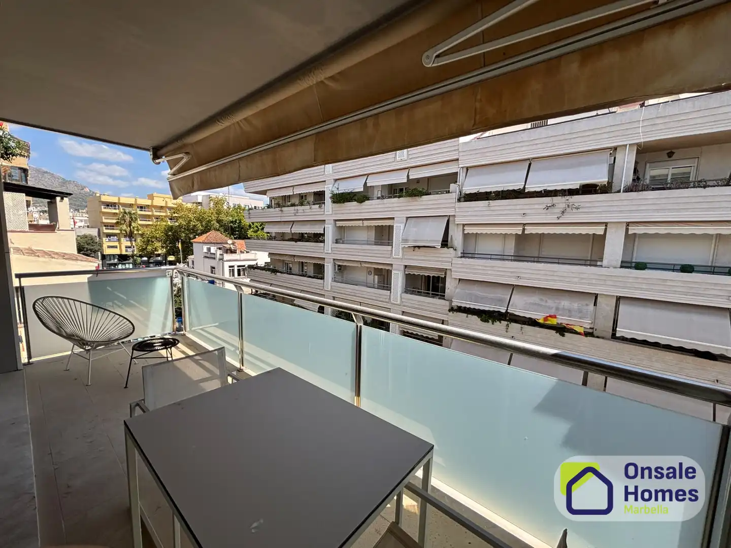 Terrassa de Pis en venda en Marbella amb Aire condicionat, Terrassa i Traster