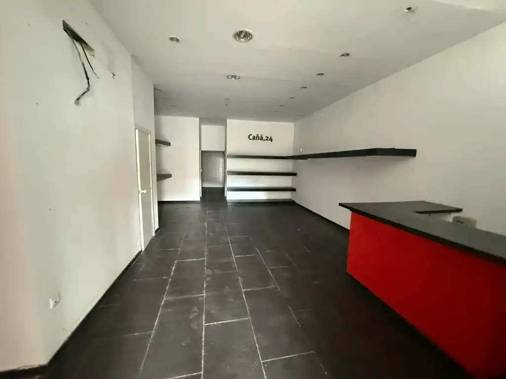 Local commercial à vendre à Calle Alcalá y Ortí, imagen 2