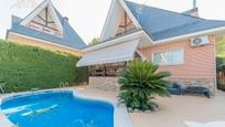 Swimming pool of House or chalet for sale in Arroyomolinos (Madrid)  with Air Conditioner, Terrace and Swimming Pool