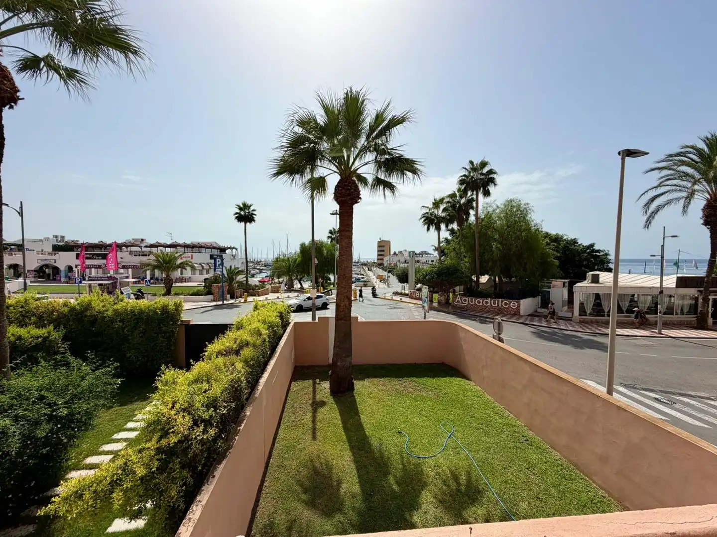 Exterior view of Flat for sale in Roquetas de Mar  with Air Conditioner, Terrace and Storage room
