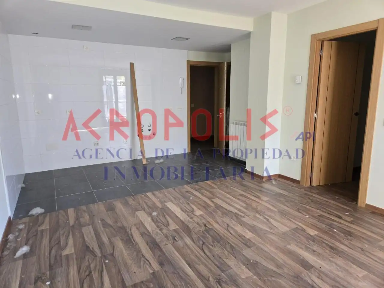 Dúplex en venta en Puebla de Lillo con Calefacción, Terraza y Trastero