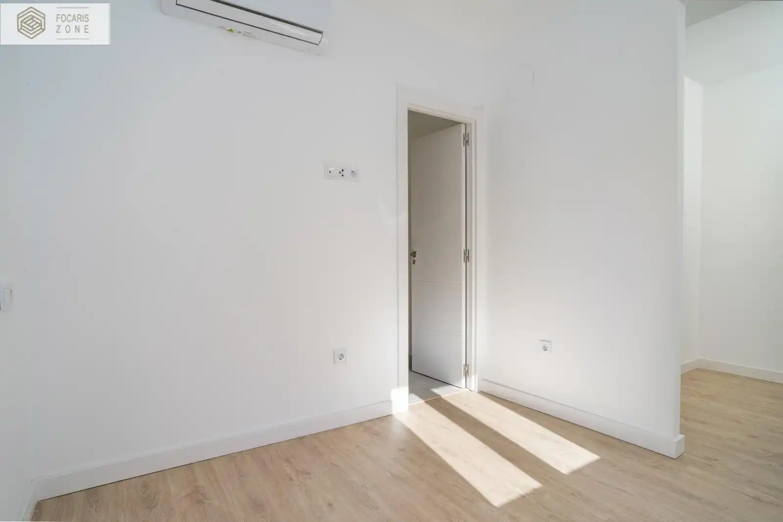 Pis amb terrassa en venda a Calle ARMENGUAL DE LA MOTA, imagen 16