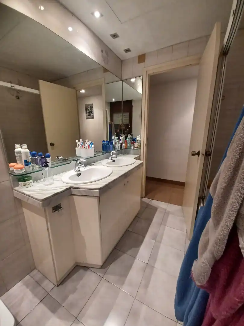 Baño de Piso en venta en Martorell con Calefacción y Balcón