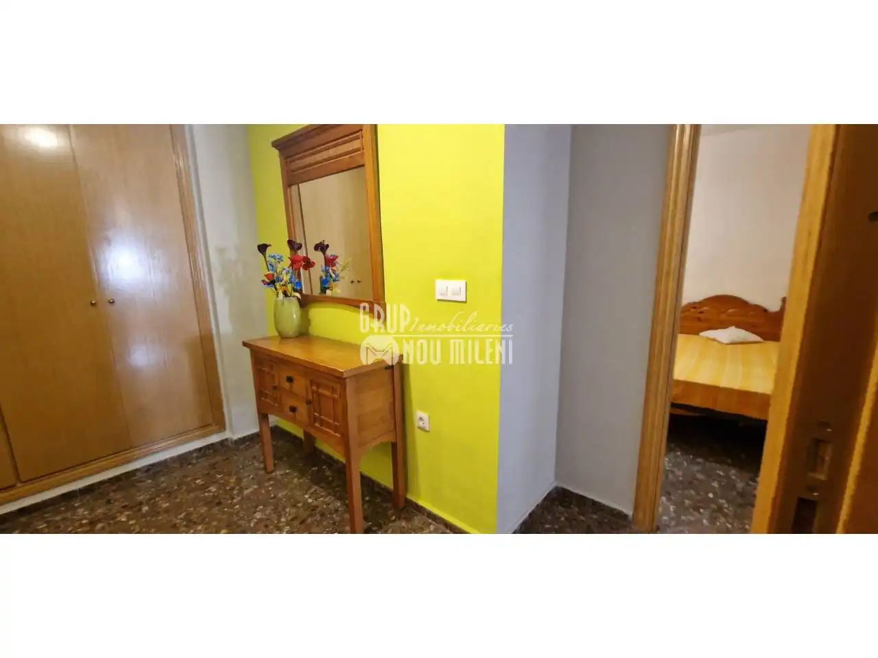 Habitación de Piso en venta en Burjassot con Amueblado y Balcón