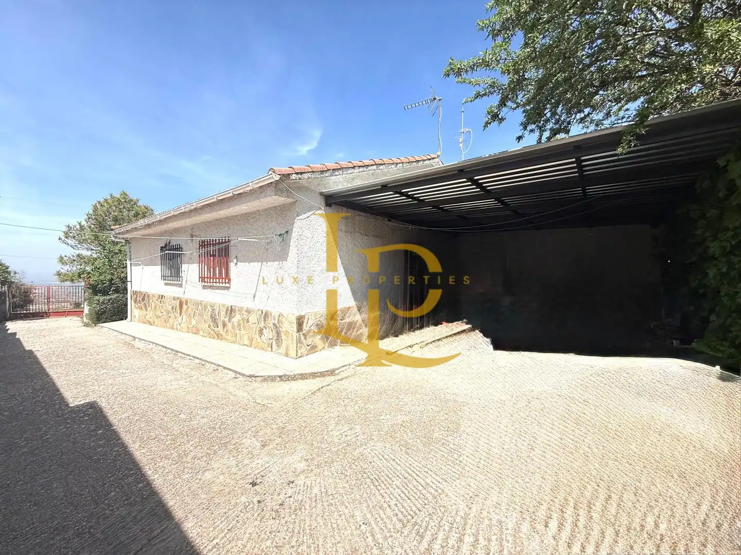 Exterior view of Houses for sale in Trijueque  with Heating, Private garden and Oven
