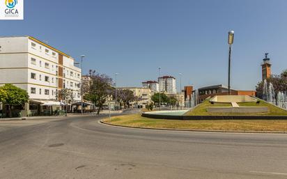 Vista exterior de Pis en venda en Jerez de la Frontera amb Aire condicionat, Terrassa i Balcó