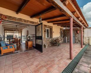 Casa adosada en venda en Tribaldos amb Calefacció, Terrassa i Traster