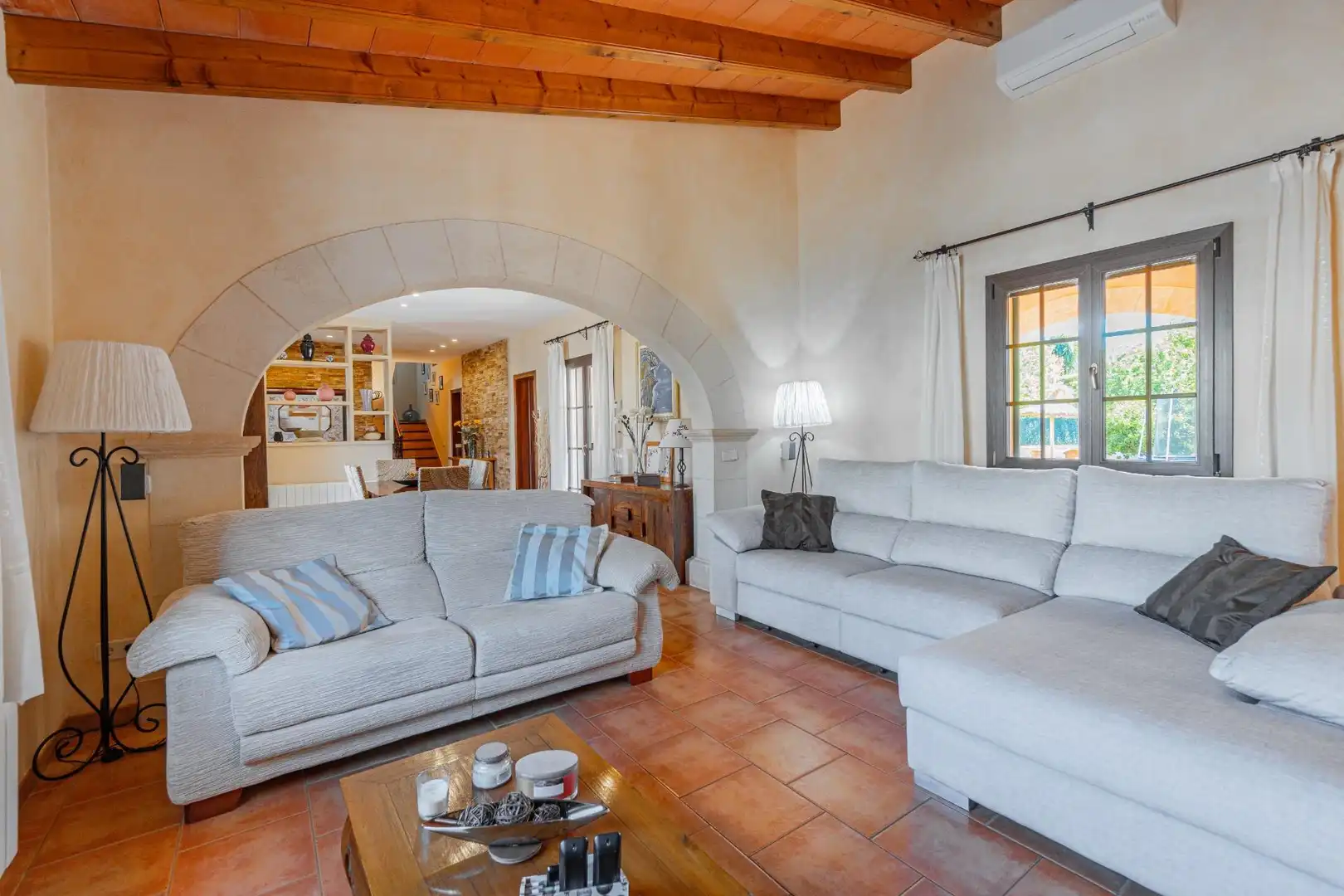 Sala de estar de Casa o chalet en venta en Calvià con Aire acondicionado, Calefacción y Jardín privado