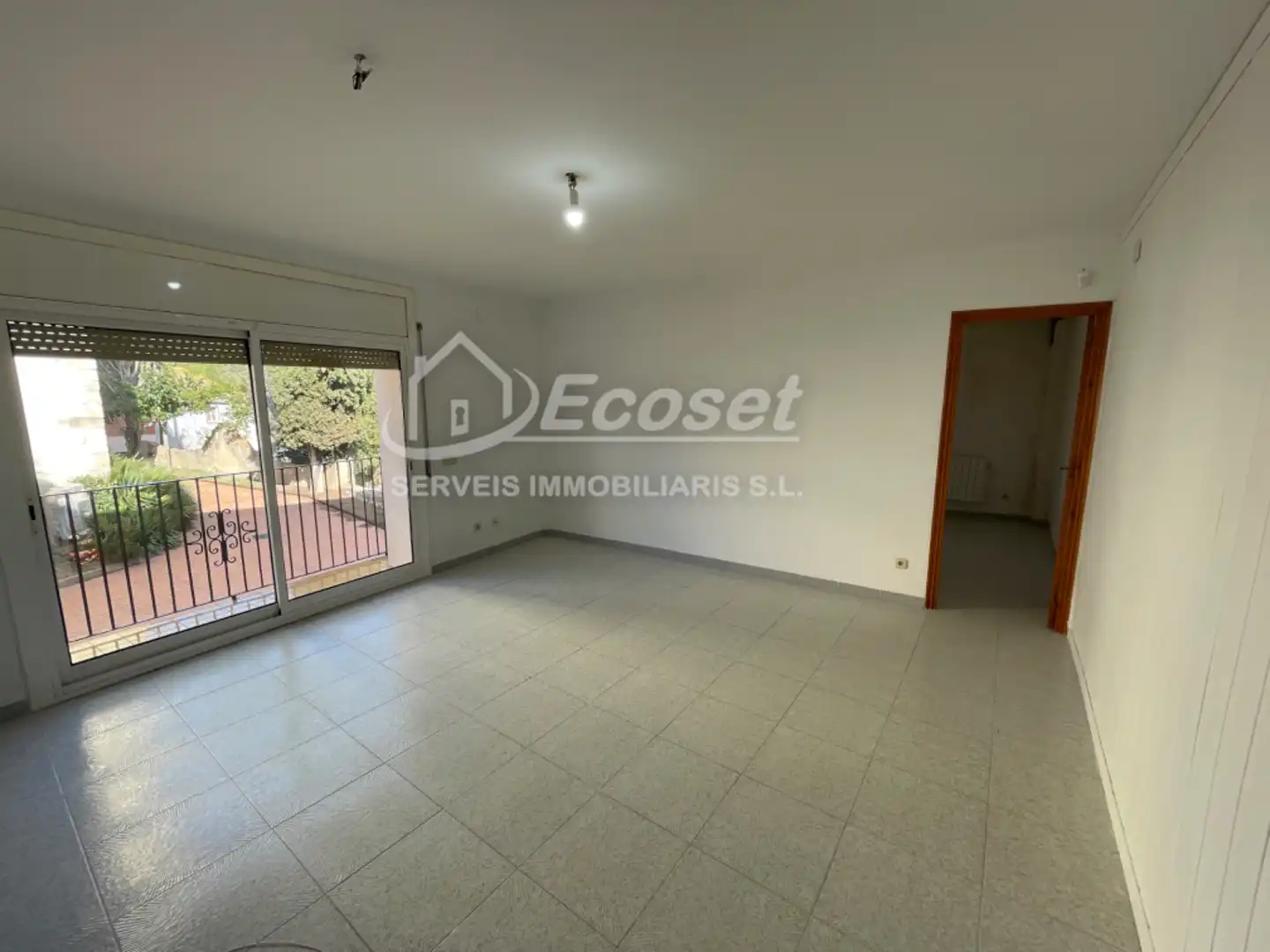 Exterior view of Houses for sale in Olesa de Bonesvalls  with Terrace