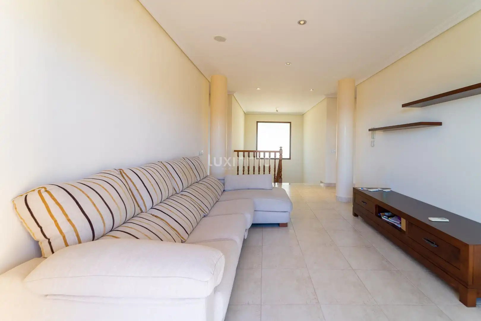 Sala d'estar de Casa o xalet en venda en Altea amb Aire condicionat, Calefacció i Jardí privat
