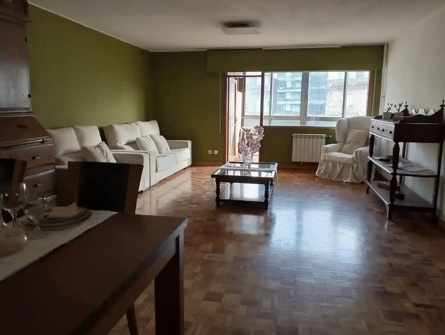 Sala d'estar de Pis en venda en Vigo  amb Balcó