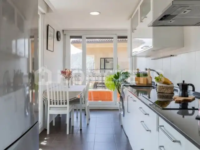Kitchen of Duplexes for sale in Orio  with Terrace and Balcony