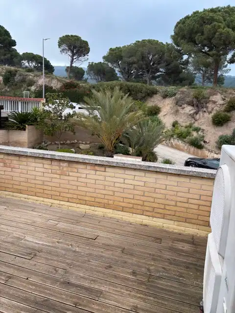 Terrassa de Casa adosada en venda en Mataró amb Aire condicionat, Calefacció i Jardí privat