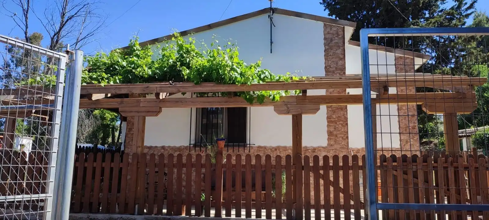 Casa rústica amb piscina en venda a Porzuna